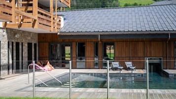 Apartamento | Piscina | Piscina interna, piscina externa