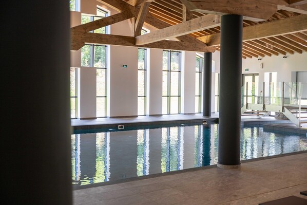 Apartamento | Piscina | Piscina interna, piscina externa
