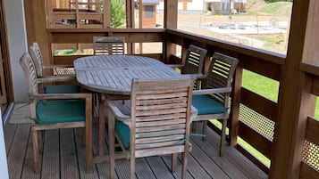 Căn hộ | Ban công