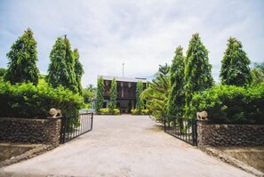 Property grounds - Casa de Piedra (Chinandega)