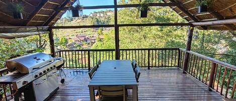 BBQ/picnic area