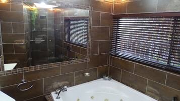 Room, 1 Bedroom, Smoking, Balcony | Bathroom