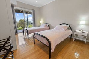 4 chambres, fer et planche Ă repasser, Wi-Fi gratuit, draps fournis