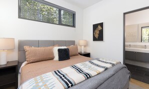 3 sovrum, strykjärn/strykbräda, internet och sängkläder