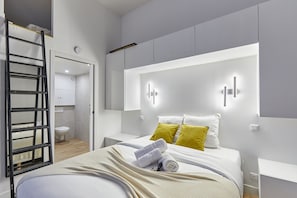 Apartment | Laptopgeeigneter Arbeitsplatz, Bügeleisen/Bügelbrett, Bettwäsche