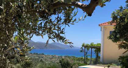 Luxury cosy villa, magic panorama view. Complete privacy.
Infinity pool 10x4m.