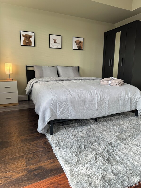 1 bedroom, WiFi, bed sheets