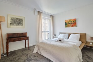 公寓 | 筆電工作空間、熨斗/熨衣板、床單