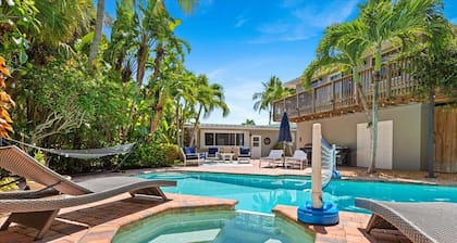 Island Oasis & Coastal Cottage