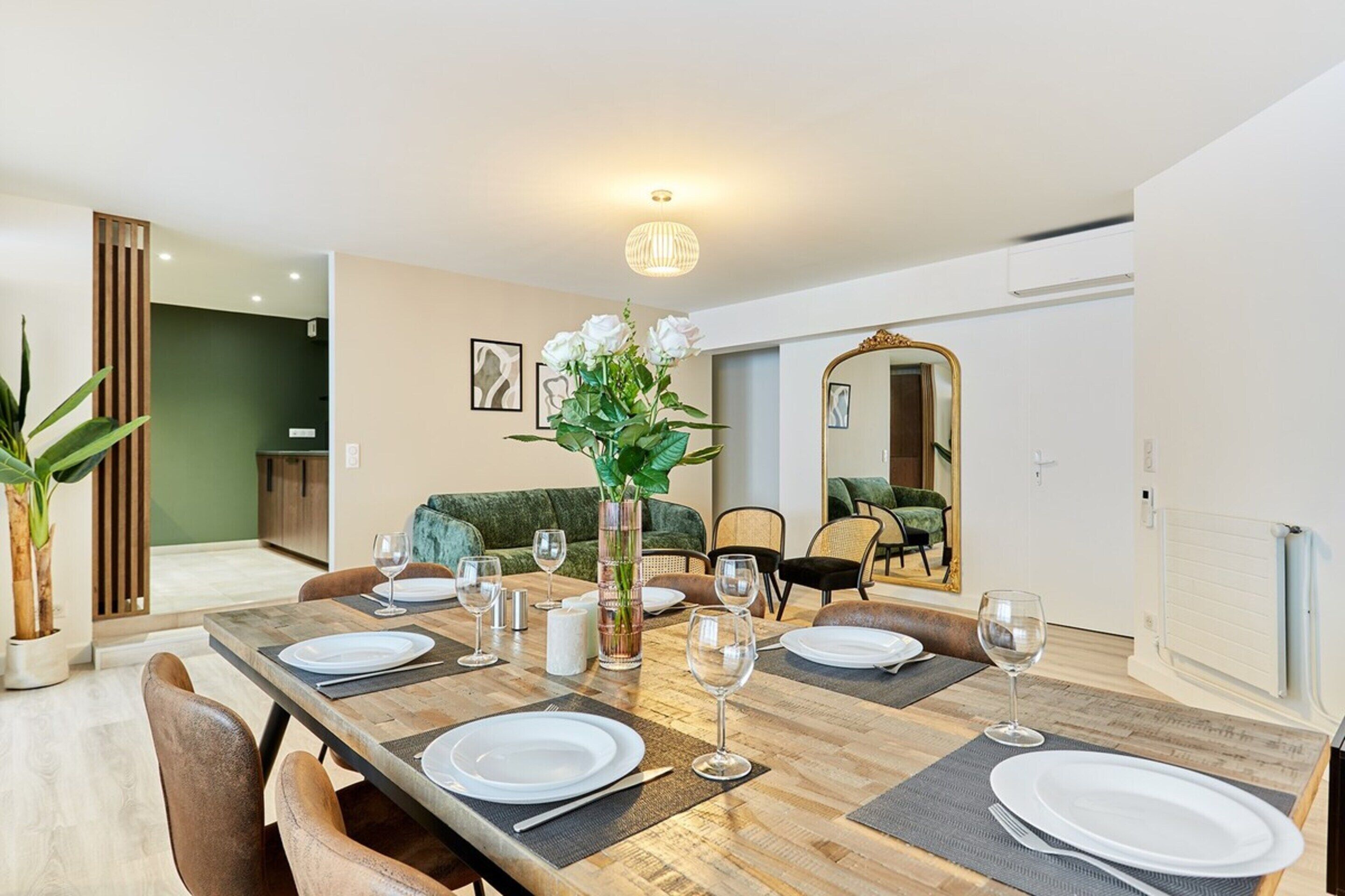 New Apartment Saint Germain Invalides photo 6