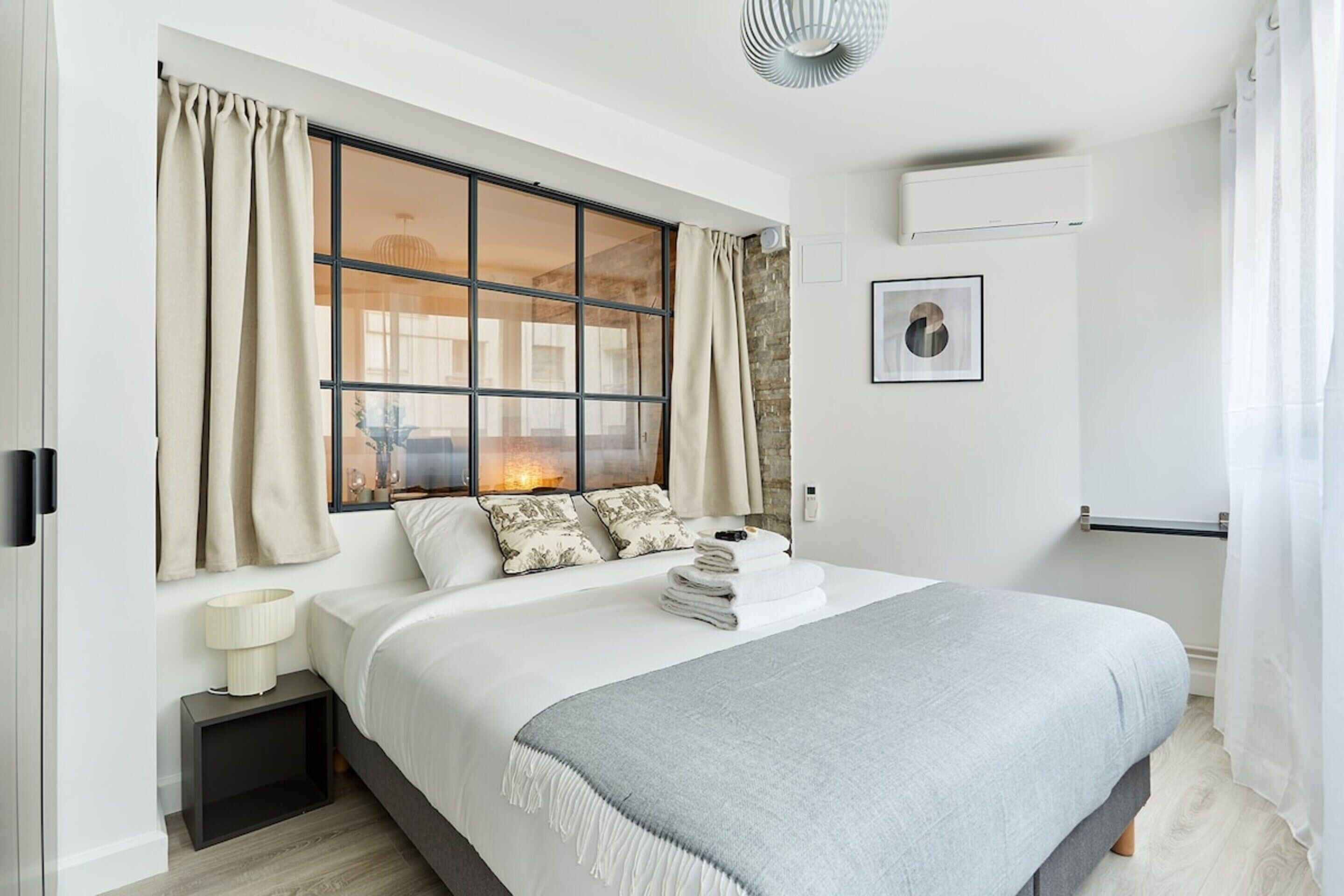 New Apartment Saint Germain Invalides photo 2