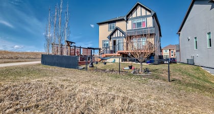 Beautiful cozy home, Just 20 minutes from Calgary airport