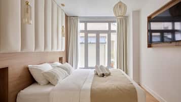 Apartamento | Espaço de trabalho para notebook, ferros/tábuas de passar roupa