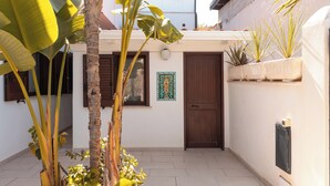 Exterior detail - Relax in Villa with Pool 150mt from the Sea 8 Beds "OA" (Alcamo Marina, Sicilia, Italia)
