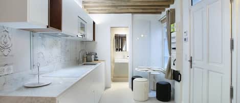 Apartment | Dapur peribadi | Peti sejuk, ketuhar gelombang mikro, dapur, mesin basuh pinggan mangkuk