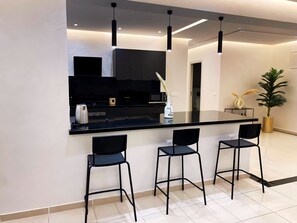 Microonde, forno, piano cottura