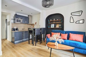Apartment | Living area