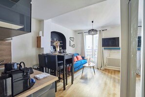 Apartment | Living area