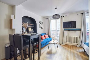 Apartment | Living area