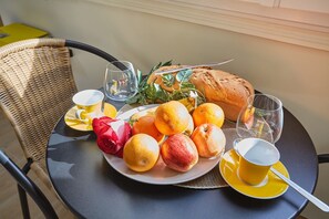 Apartment | Breakfast meal - Charming Studio Paris Center / Bourse (Paris)