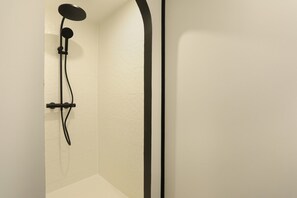 Bathroom - Sublim and new Apartement Saint Germain des Pres (Paris)