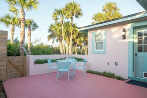 家庭公寓, 1 張特大雙人床和 1 張沙發床, 廚房, 花園景觀 | 花園景