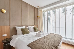 公寓 | 筆電工作空間、熨斗/熨衣板、床單