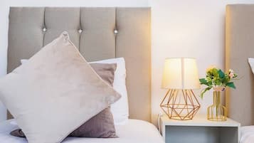 2 bedrooms, iron/ironing board, travel cot, free WiFi