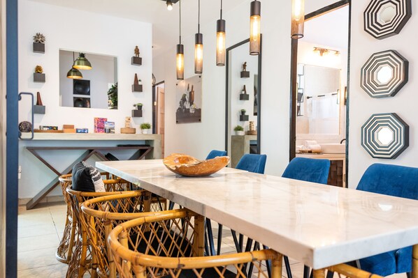 House | Dining room - 24 Atlantic Place by Stay with Bear (San Juan)