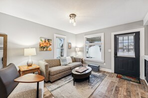 Smart TV, books, offices