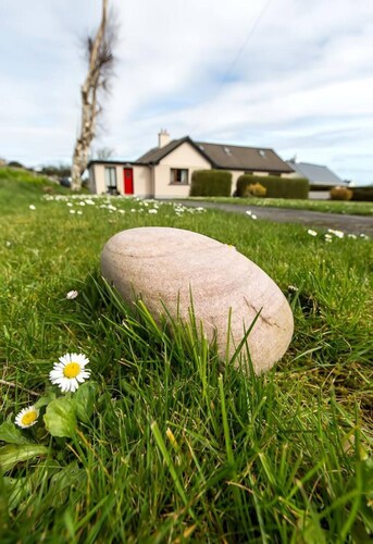 Comfy Annexe  near Croagh Patrick with sea views
 