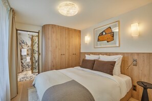Apartment | Laptopgeeigneter Arbeitsplatz, Bügeleisen/Bügelbrett, Bettwäsche