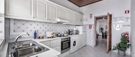 Fridge, microwave, oven