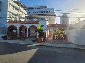 Front of property - 1120 Vieques by Stay with Bear (San Juan)