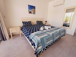 4 quartos, cofres nos quartos, ferros/tábuas de passar roupa