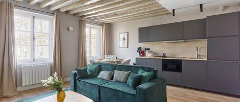 Apartment | Living area