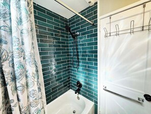 Unclassified image, 3 of 17, button