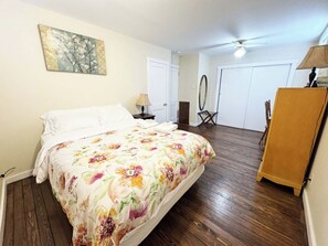 3 soverom, strykejern/-brett, wi-fi og sengetøy