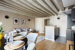Interior - Charming new Flat Le Marais/beaubourg (Paris)