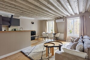Apartment | Living area