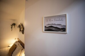 Roca Foradada | Escritorio y wifi gratis 
