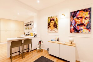 32-inch Smart TV with cable channels