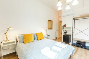 KING ROOM | Hochwertige Bettwaren, Pillowtop-Betten, Zimmersafe