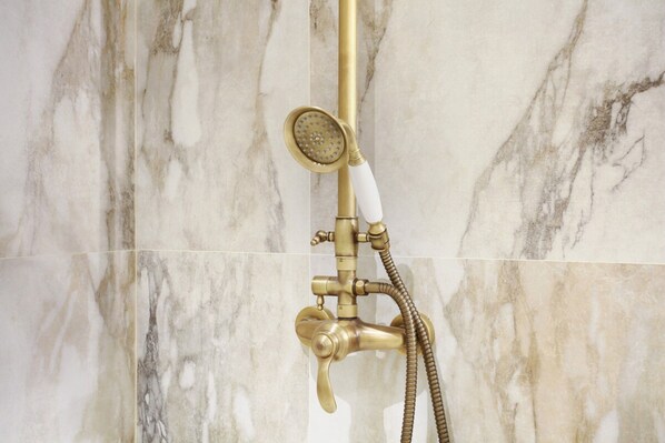 Pomme de douche portative