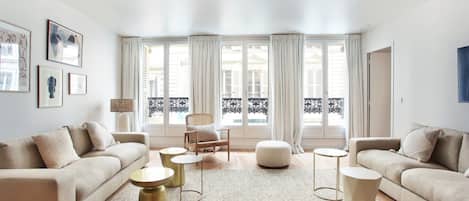 Apartment | Living area