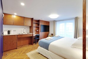 Rumah | 1 kamar tidur, ruang kerja ramah laptop, dan setrika/meja setrika