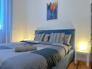 2 habitaciones, tabla de planchar con plancha y wifi gratis 