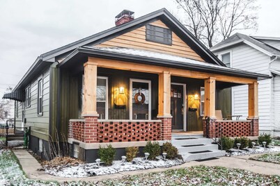 The Artful Boudoir- A Boutique Residence