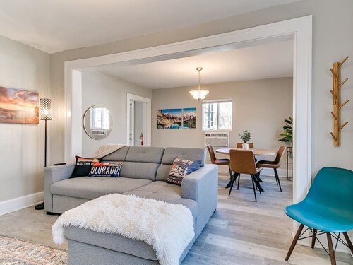The BEST of Iowa: Mountain Retreat w/ King Bed