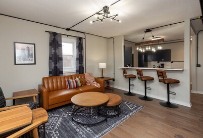 Modern Loft in Valley Junction!